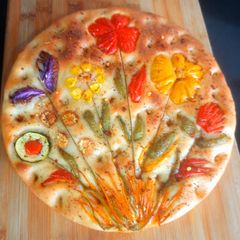 A picture of Focaccia Garden Bread.