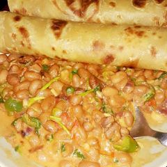 A picture of Yellow beans stew.