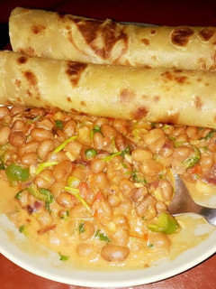 A picture of Yellow beans stew.