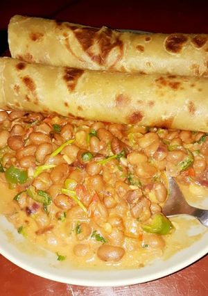A picture of Yellow beans stew.