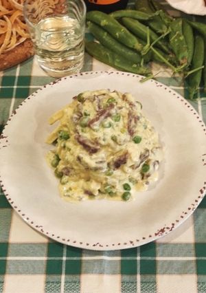 A picture of Fettuccine alla Papalina.