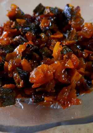 A picture of Bhindi onion sabji.
