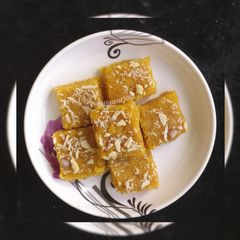 A picture of Sweet potato burfi / shakarkandi burfi.