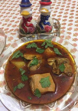 A picture of Aloo chicken.