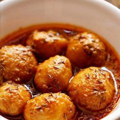 A picture of Masaledar Dum Aloo.