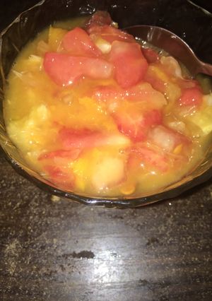 A picture of Super juicy mango fruit salad🍉🍒🍑🍓🍋🍊.