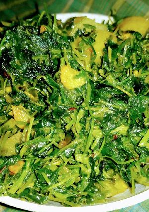 আলু মেথি শাক (aloo methi shak recipe in Bengali) রেসিপির প্রধান ছবি
