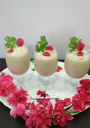 A picture of Milk-Almond Smoothie.
