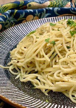 A picture of Aglio e Olio Spaghetti.