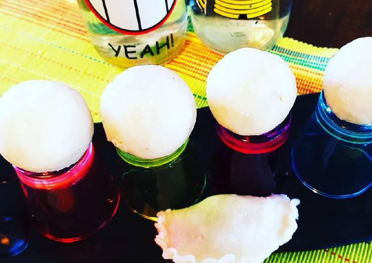 Sijha Manda pitha with coconuts fillings