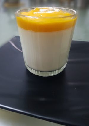 A picture of Mango Baked Yogurt.