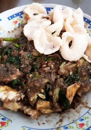 Foto resep Rujak Petis Cingur