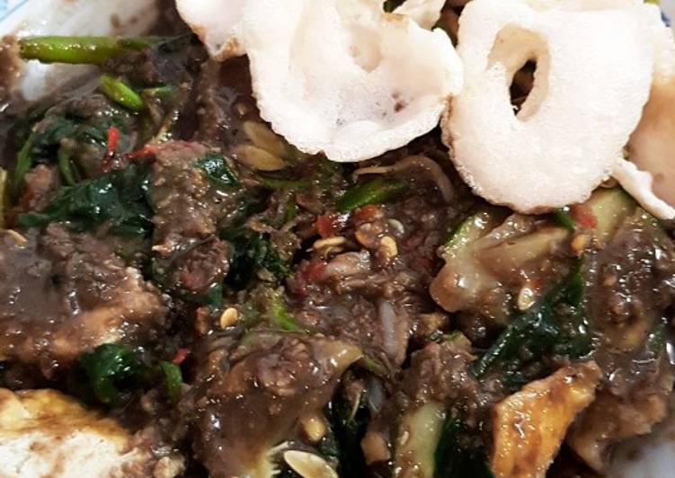 Resep Rujak Petis Cingur Anti Gagal