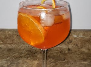 Una foto de Aperol Spritz