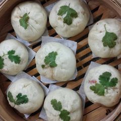 A picture of Quick Vegetarian Banh Bao Xa Xiu.