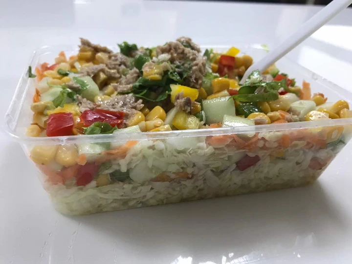 Simple Way Make Recipe Salad with chicken that is Delicious, Delicious}