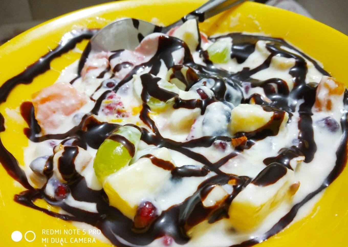 Chocolaty Fruit Salad
