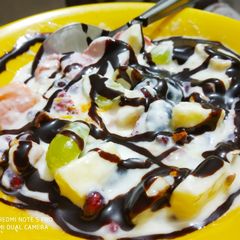 A picture of Chocolaty Fruit Salad.