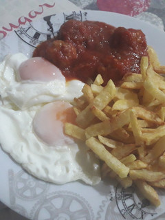 Una foto de Plato combinado