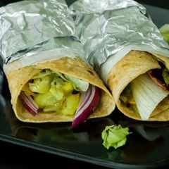 A picture of Aloo Wrap.