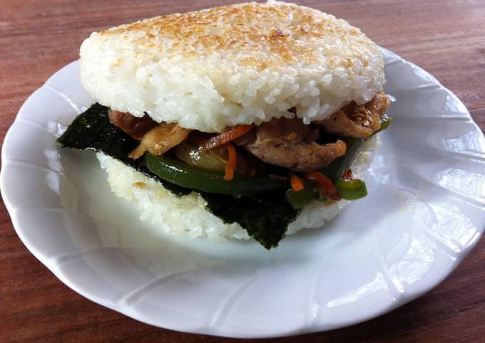 Rice Burger with Yakiniku Stirfry