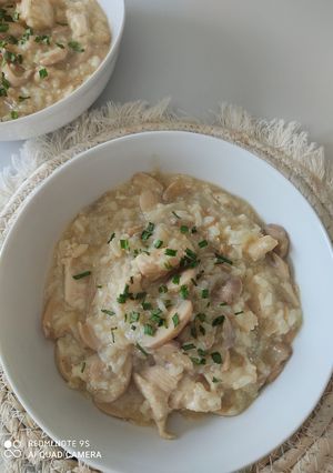 Une photo de Risotto crémeux poulet champignons