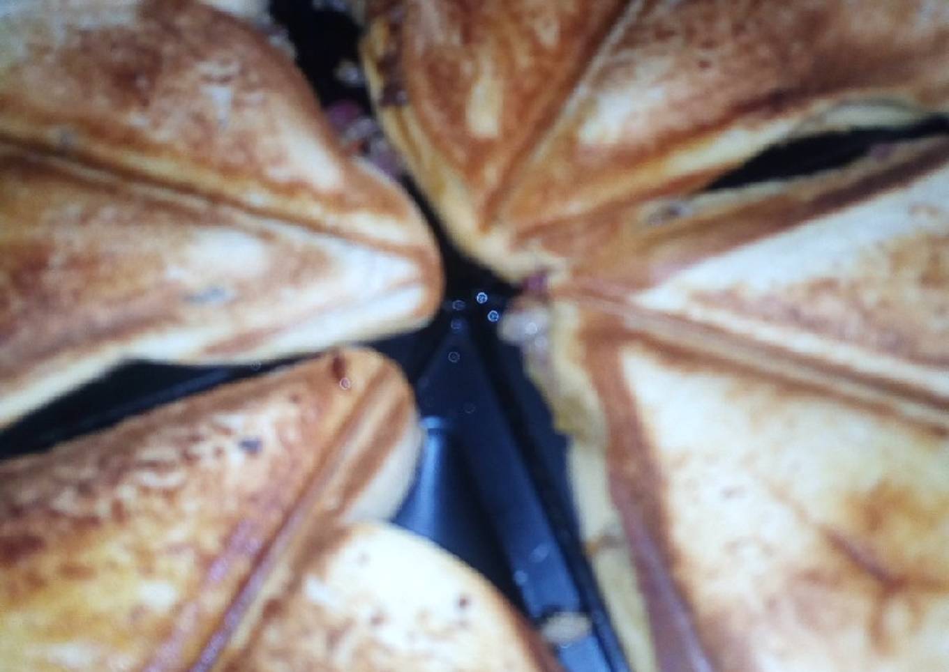 Toast bread with sardines