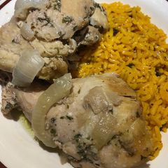 A picture of Easy Crockpot Chicken Thighs.