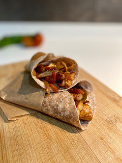 Una foto de Fajitas mexicanas de pollo y verduras 🇲🇽