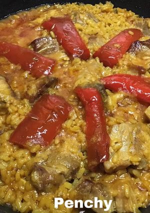 Una foto de Arroz con costillejas de cerdo al majado de ajo y romero #cumplimos8