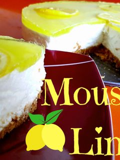 Una foto de Como hacer tarta mousse de limón, suave y cremosa