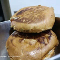A picture of Jain Butter Dabeli.