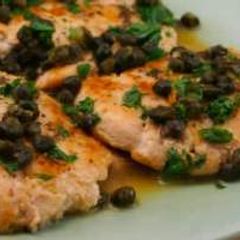 A picture of Chicken Piccata.