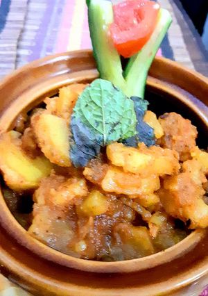 A picture of Mast aloo.