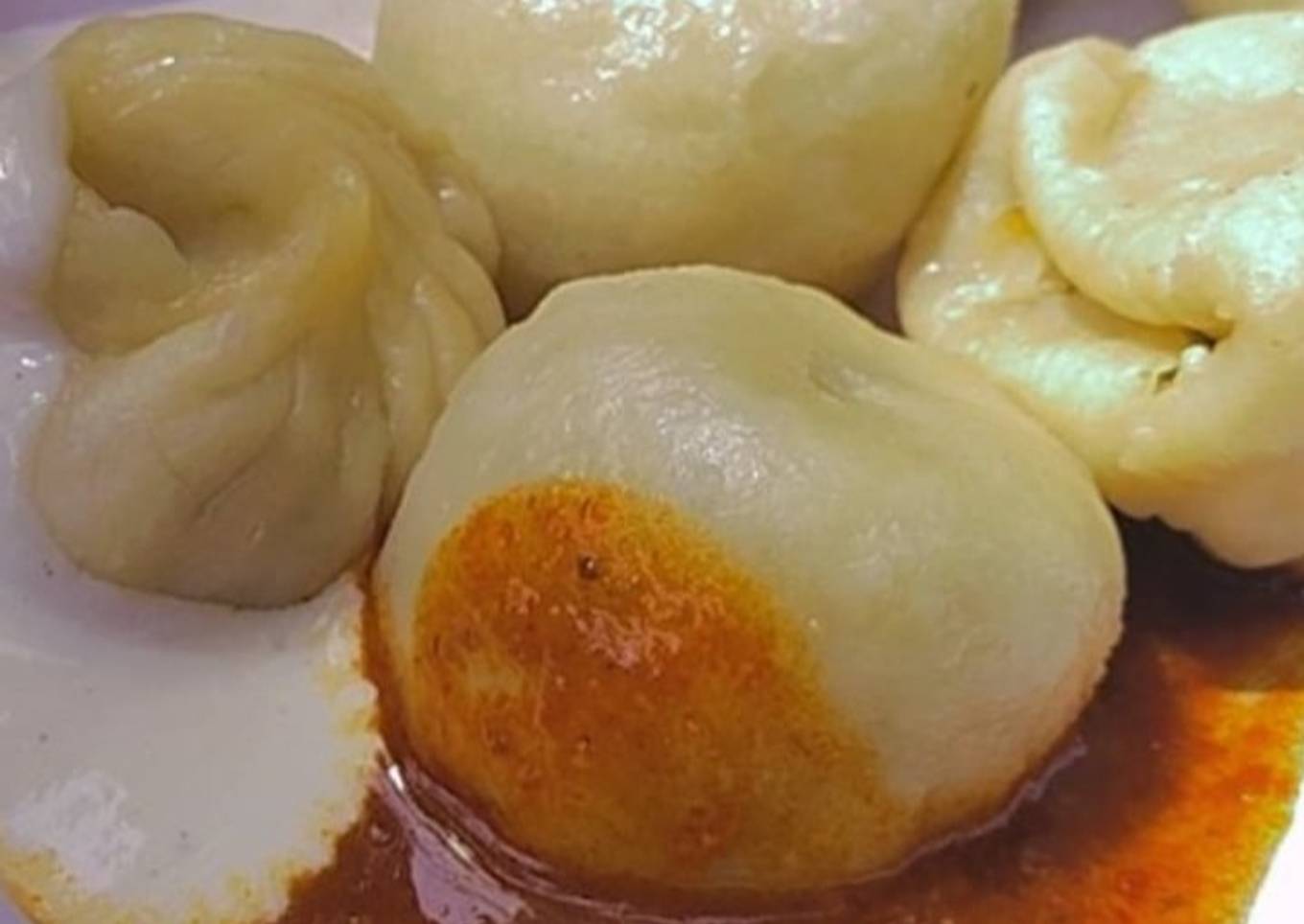 Momos