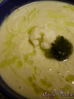 Una foto de Crema de coliflor y brócoli