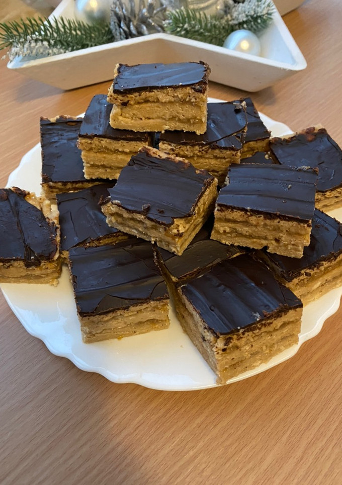 Gyors zserbó sütés nélkül recept fotója