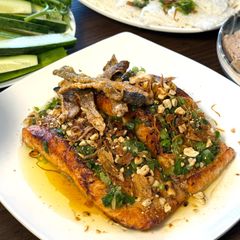 A picture of Vietnamese Grilled Salmon | Cá Hồi Nướng Mỡ Hành.