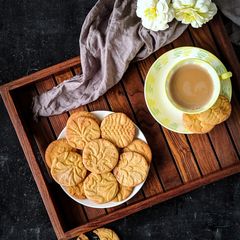 A picture of Orange cookies (vegan).
