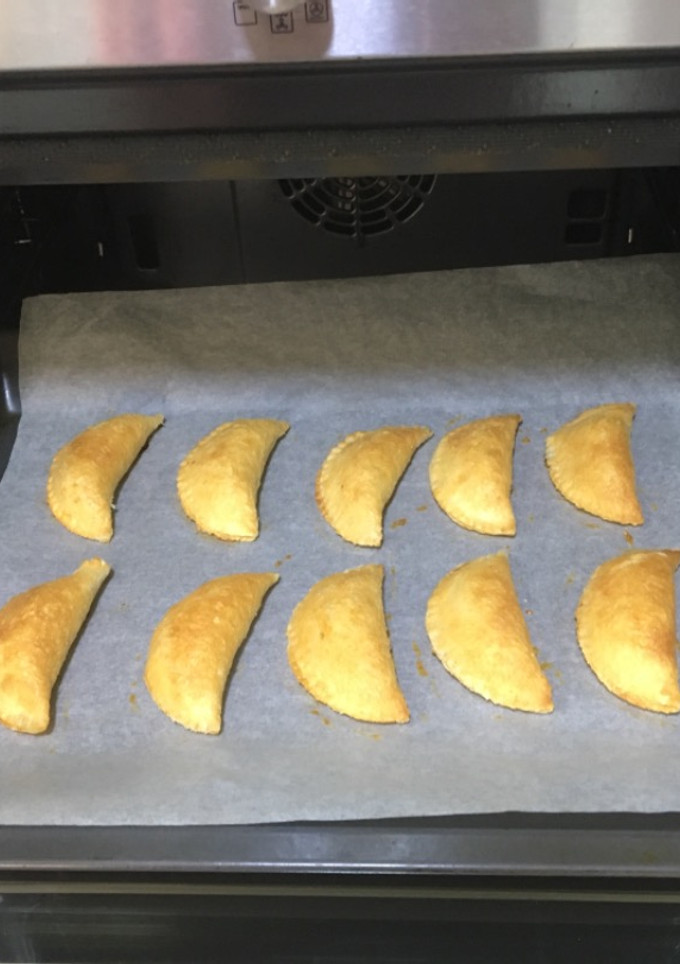 Una foto de Empanadillas con pan 🍞 de molde a mi manera😋