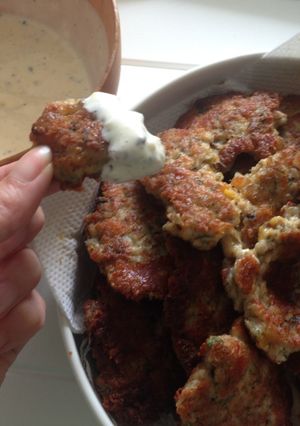A picture of Cheesy Chicken Fritters.