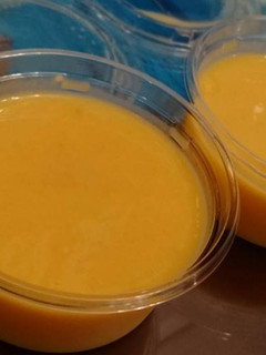 Una foto de Flan de mango