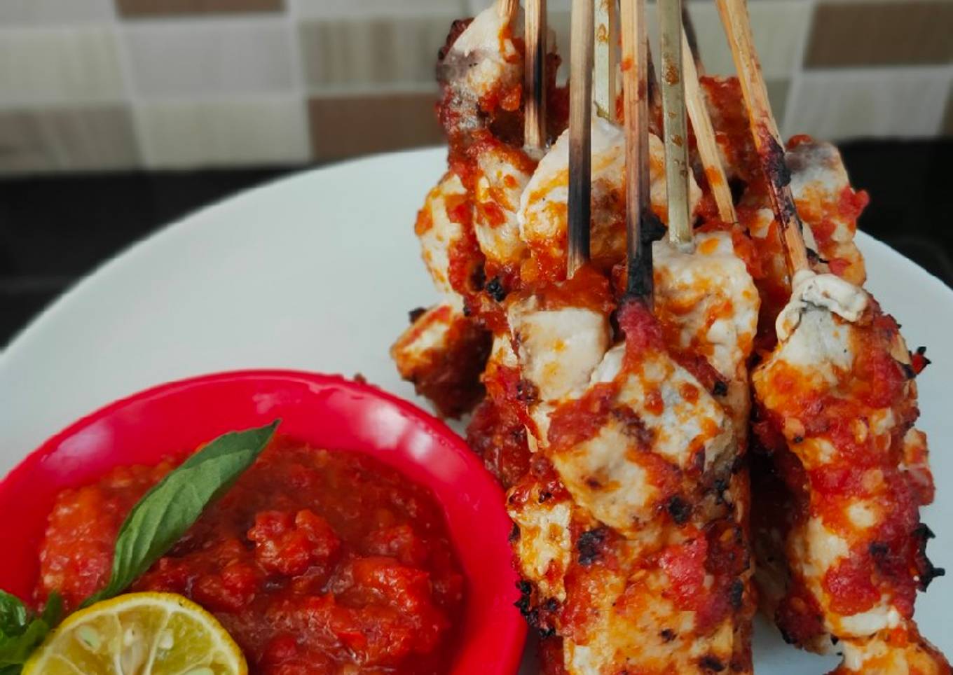 Sate ikan bumbu plecing