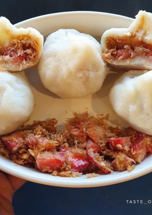 ஸ்ட்ராவ்பெர்ரி கொழுக்கட்டை (Strawberry kolukattai recipe in tamil) செய்முறை முக்கிய புகைப்படம்
