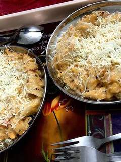 ચીઝ વેજ પાસ્તા (Cheese Veg Pasta Recipe In Gujarati) રેસીપી મુખ્ય ફોટો