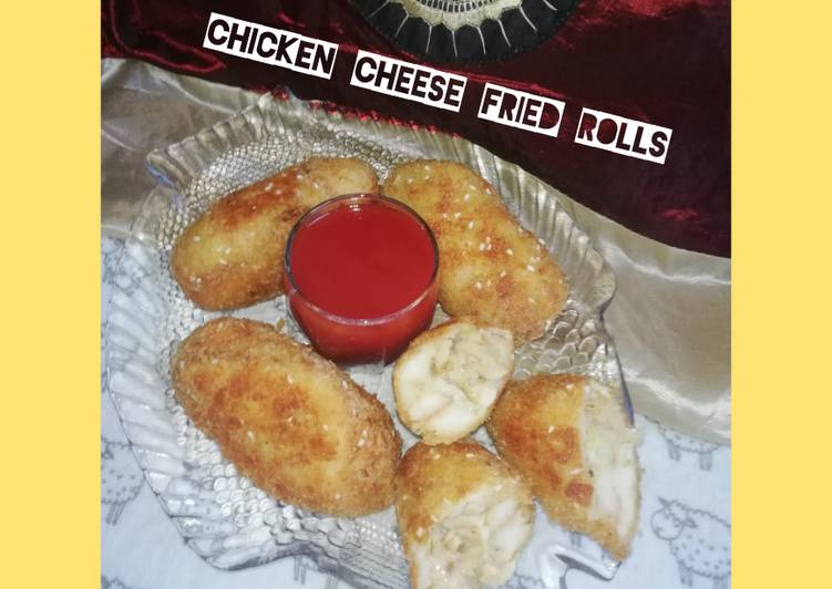 Steps to Make Homemade Chicken Cheese Fried Bread Roll