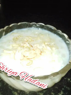 સાબુદાણા ની ખીર (Sabudana Kheer Recipe In Gujarati) રેસીપી મુખ્ય ફોટો