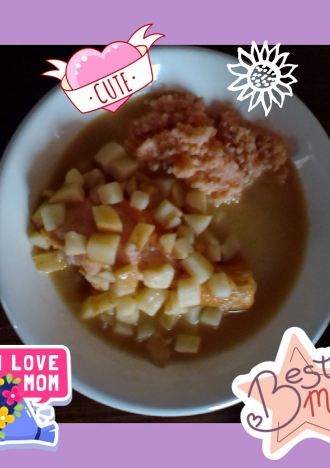 Una foto de 🍲🥔Pollo en salsa verde con papas 🥔🍗