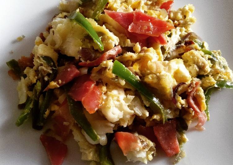 Revuelto de bacalao