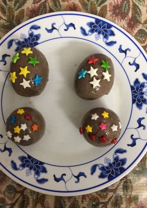 A picture of Sparkling egg shell chocolate pudding.